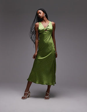 https://images.asos-media.com/products/topshop-twist-front-midi-dress-in-olive-polka-dot/207459347-1-green?$n_750w$&wid=750&fit=constrain