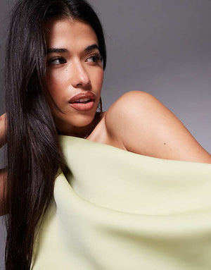 https://images.asos-media.com/products/asos-design-dramatic-neckline-scuba-midi-dress-in-sage-green/208436115-3?$n_750w$&wid=750&fit=constrain