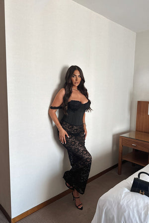 https://cdn.shopify.com/s/files/1/0293/9277/files/8-19-2024__069_You_re_Mine_Lace_Maxi_Dress_Black_LA.jpg?v=1742943143