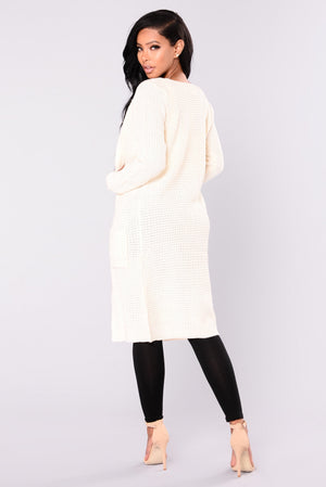 https://cdn.shopify.com/s/files/1/0293/9277/products/Fashion_Nova_07-25-17-448_bc28f7f2-6886-4baf-9efe-71996eac66af.jpg?v=1571437972