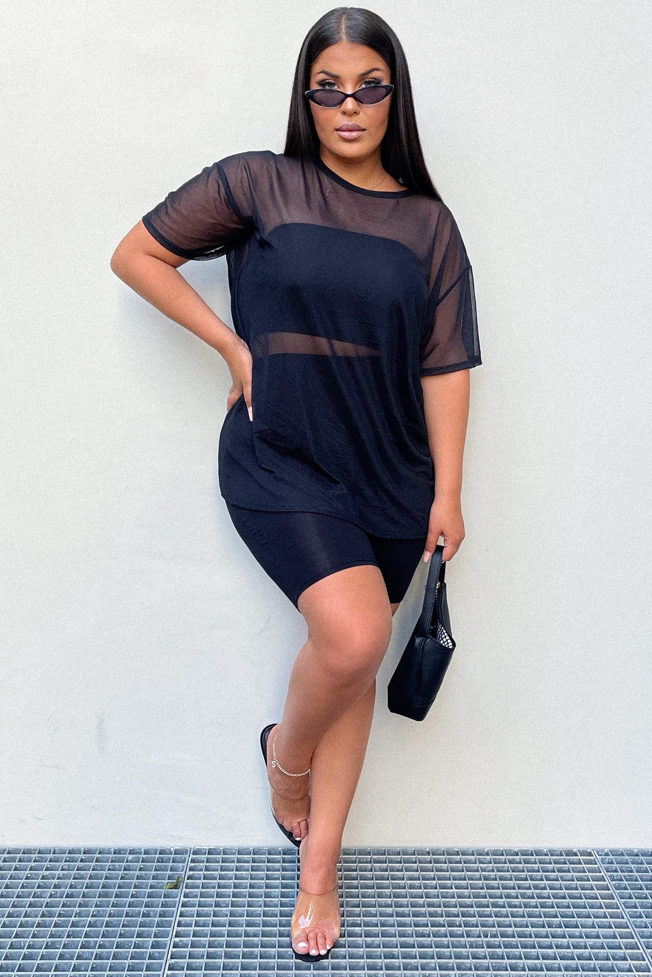 https://cdn.shopify.com/s/files/1/0293/9277/products/NiceAndClear3PieceBikerShortSet-Black_MER_PLUS.jpg?v=1624909171