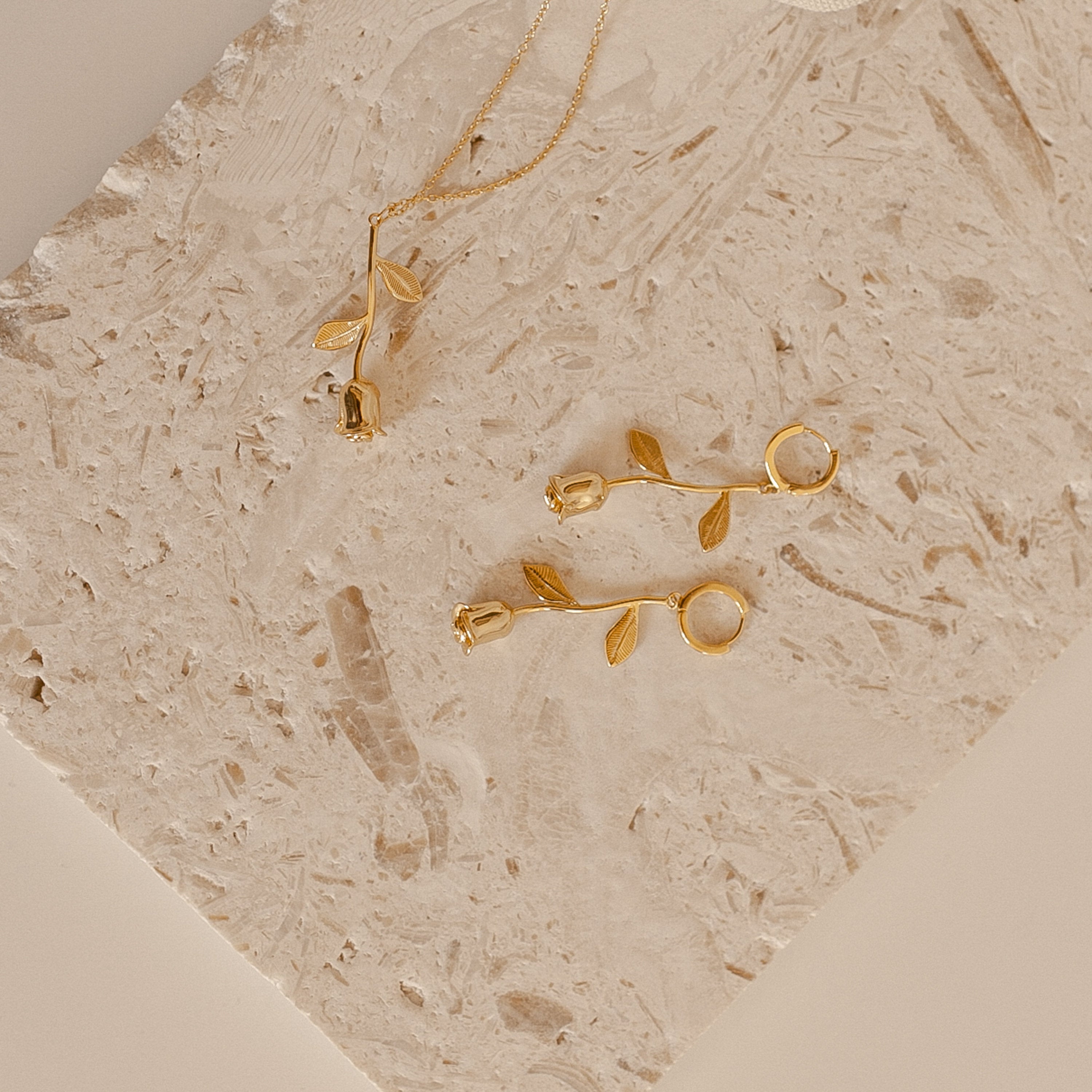 https://i.etsystatic.com/10204022/r/il/330348/2575267664/il_fullxfull.2575267664_g42z.jpg