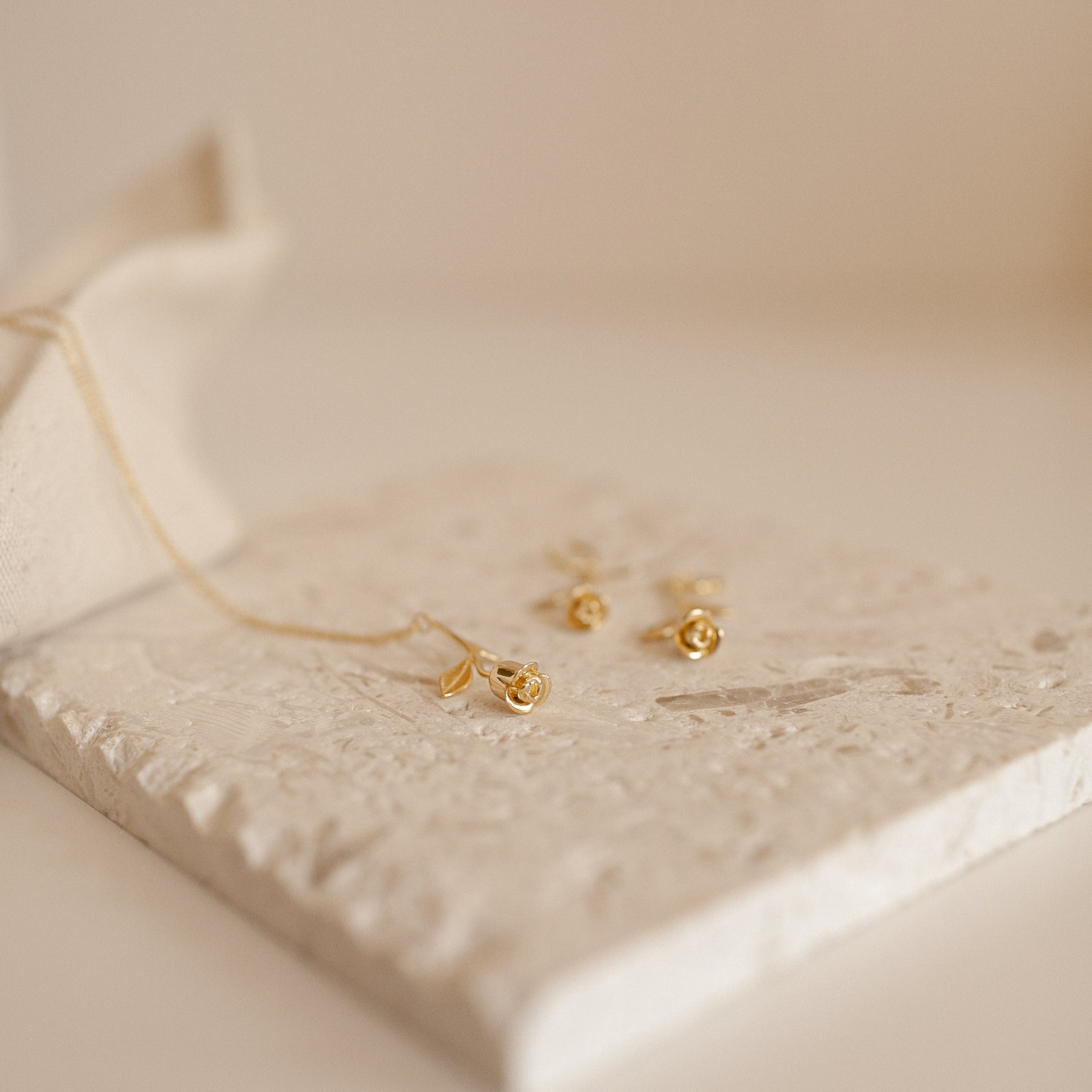 https://i.etsystatic.com/10204022/r/il/9b145f/2575268178/il_fullxfull.2575268178_8o0v.jpg
